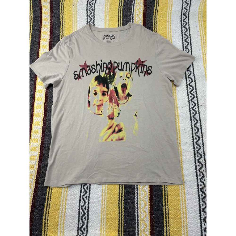 NWT Men's Smashing Pumpkins  -Siamese Dream- Band T-shirt Size Large